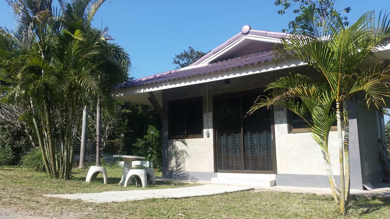 บ้านสวนวงศ์จินดารักษ์ Phayao Buitenkant foto